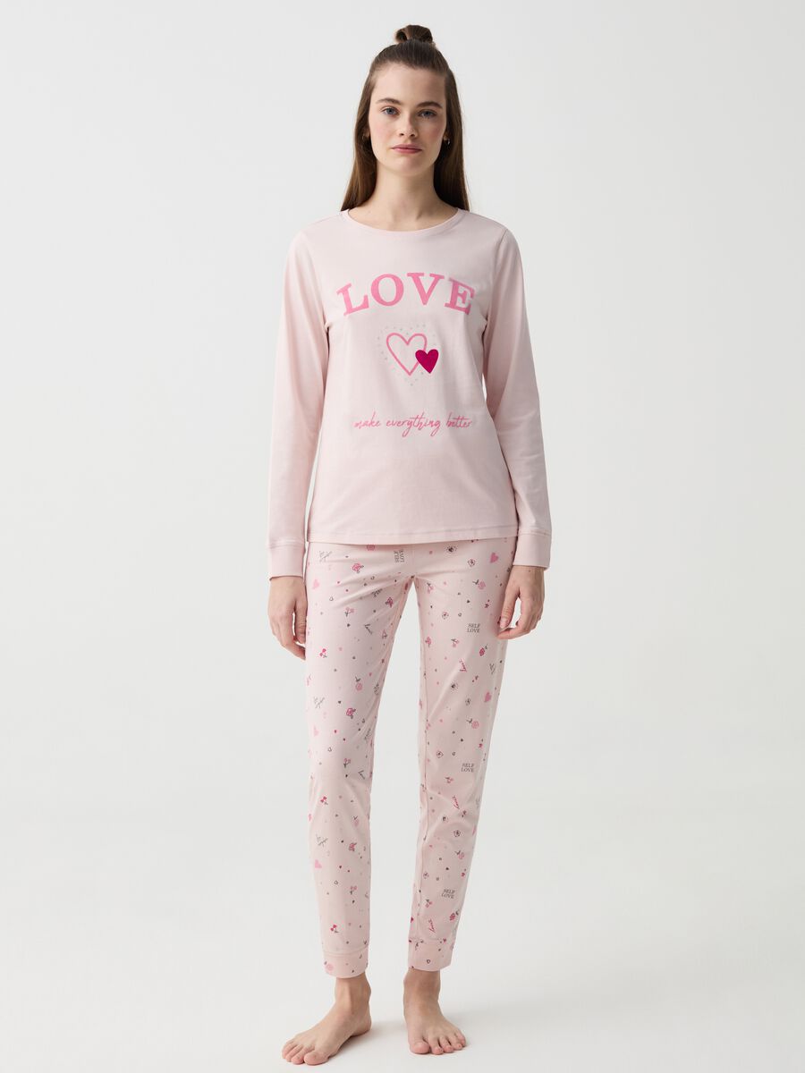 Pijama de algodón orgánico con estampado amor_0