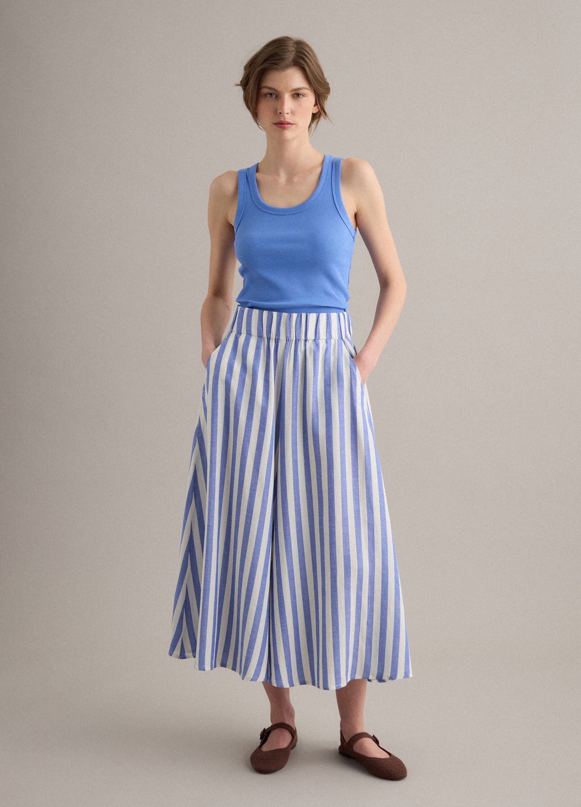 Multicolour striped skirt in a viscose-linen blend