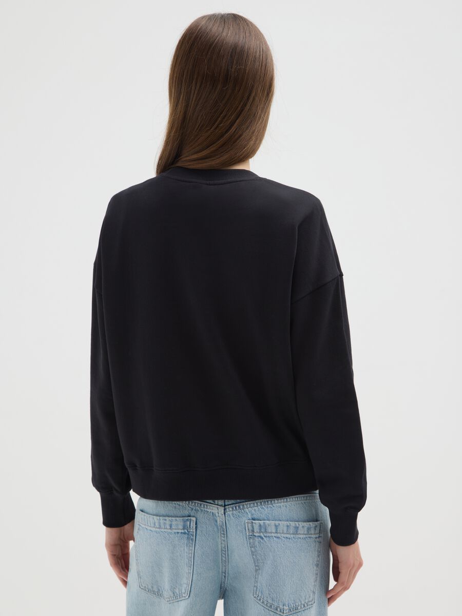 Black crewneck sweatshirt in cotton blend regular fit with Peanuts print_2