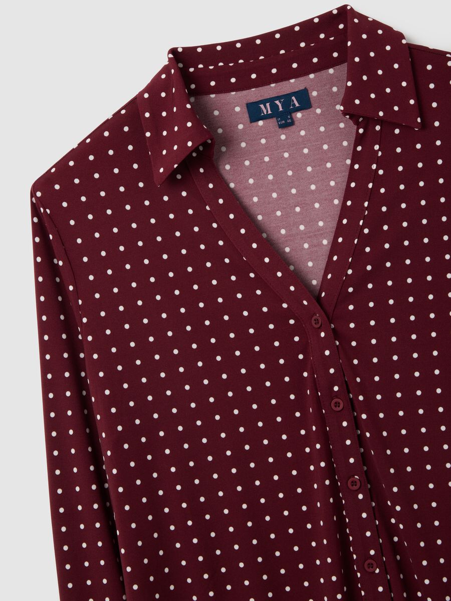 Burgundy Long Sleeve T-Shirt with Collar_5