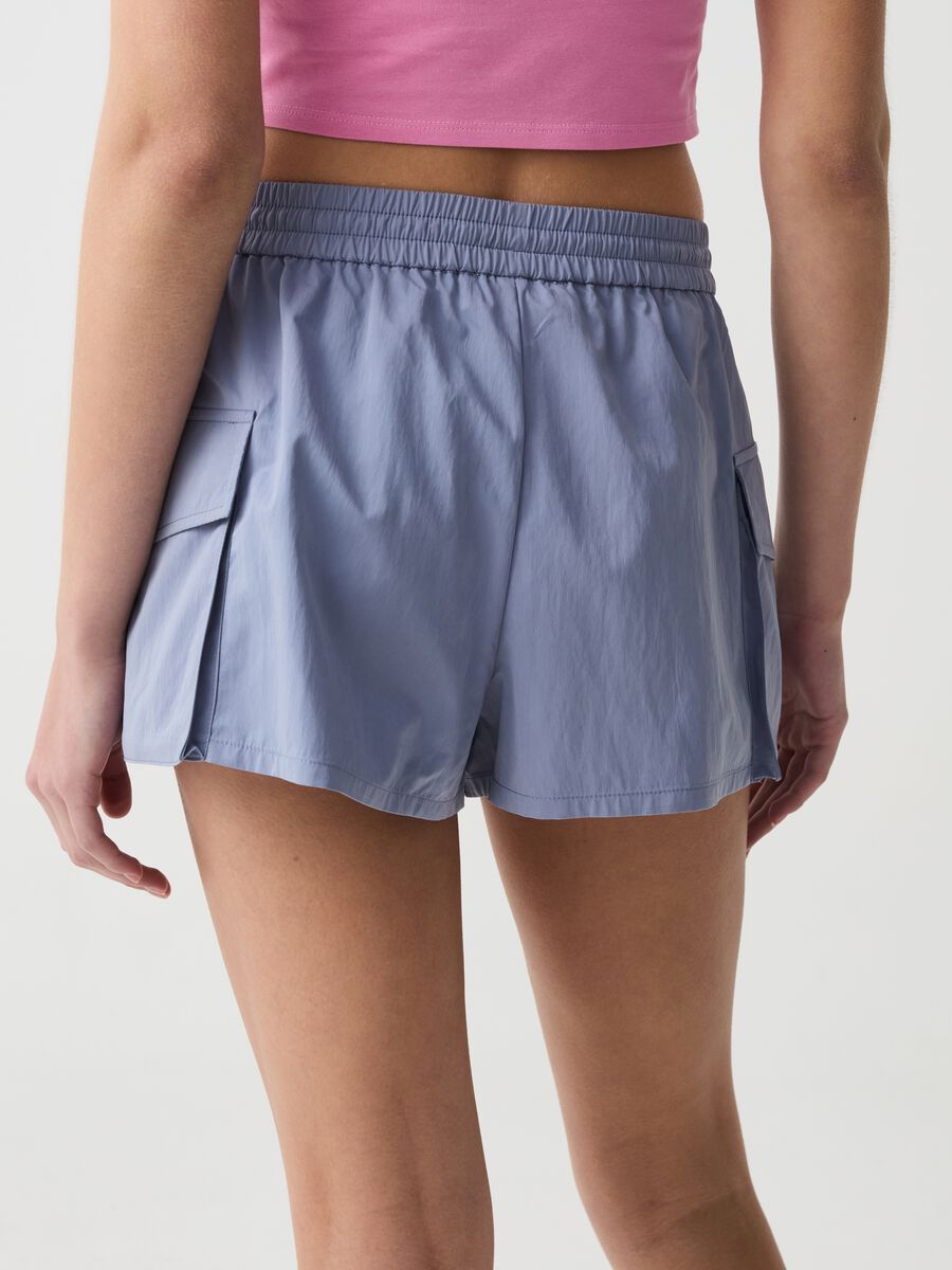 Cargo shorts in nylon_2