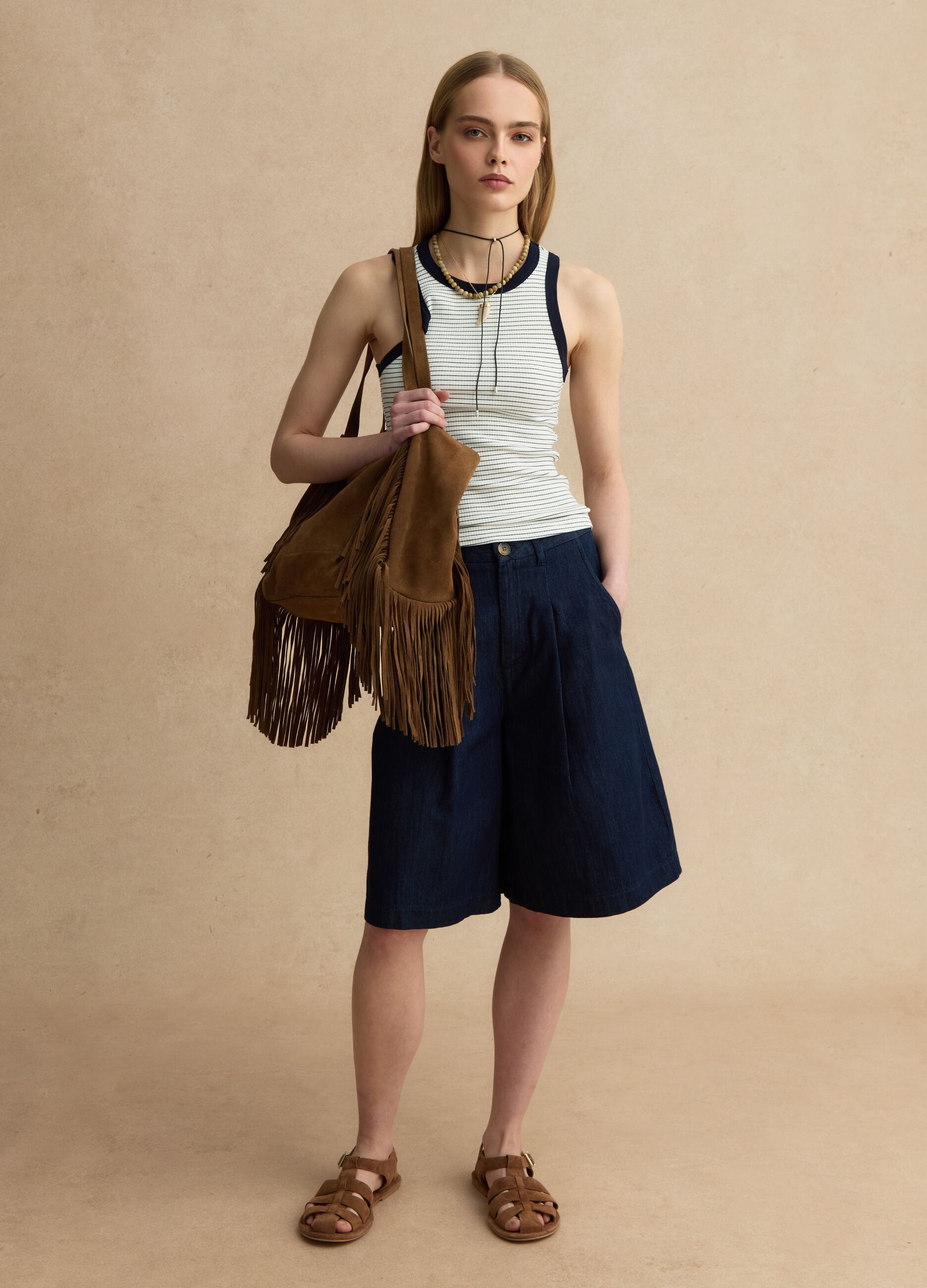 Wei&szlig;es Tanktop aus elastischer Viskose im Regular Fit mit blauen Details