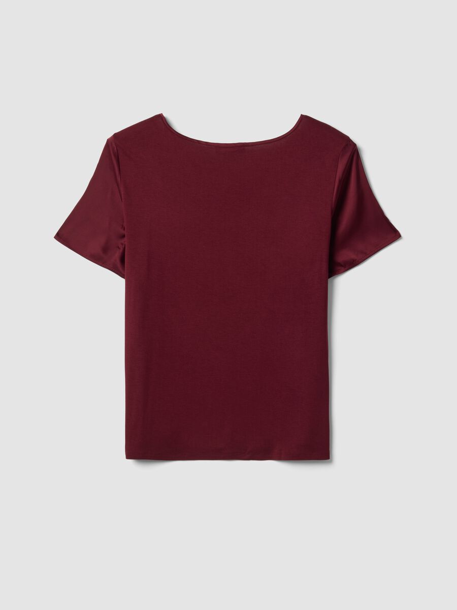 Red satin V-neck stretch blouse, regular fit_5