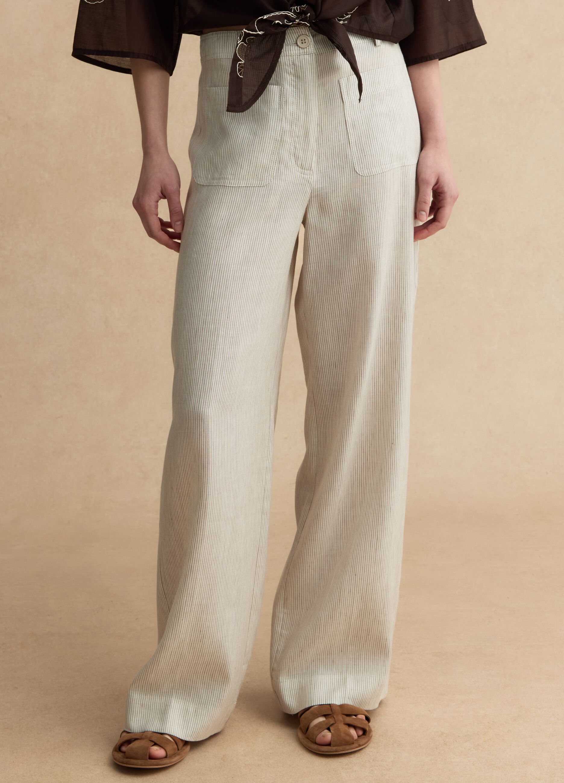 Weite Hosen im mehrfarbig gestreiften Lyocell-Leinenmix