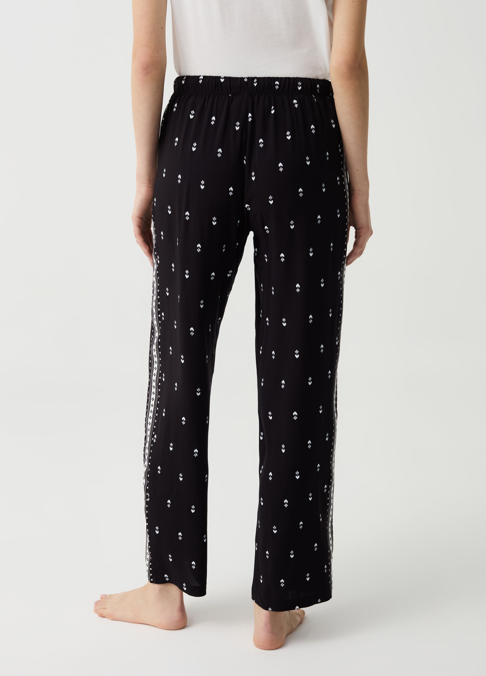 Pyjama trousers in canvas with ethnic print