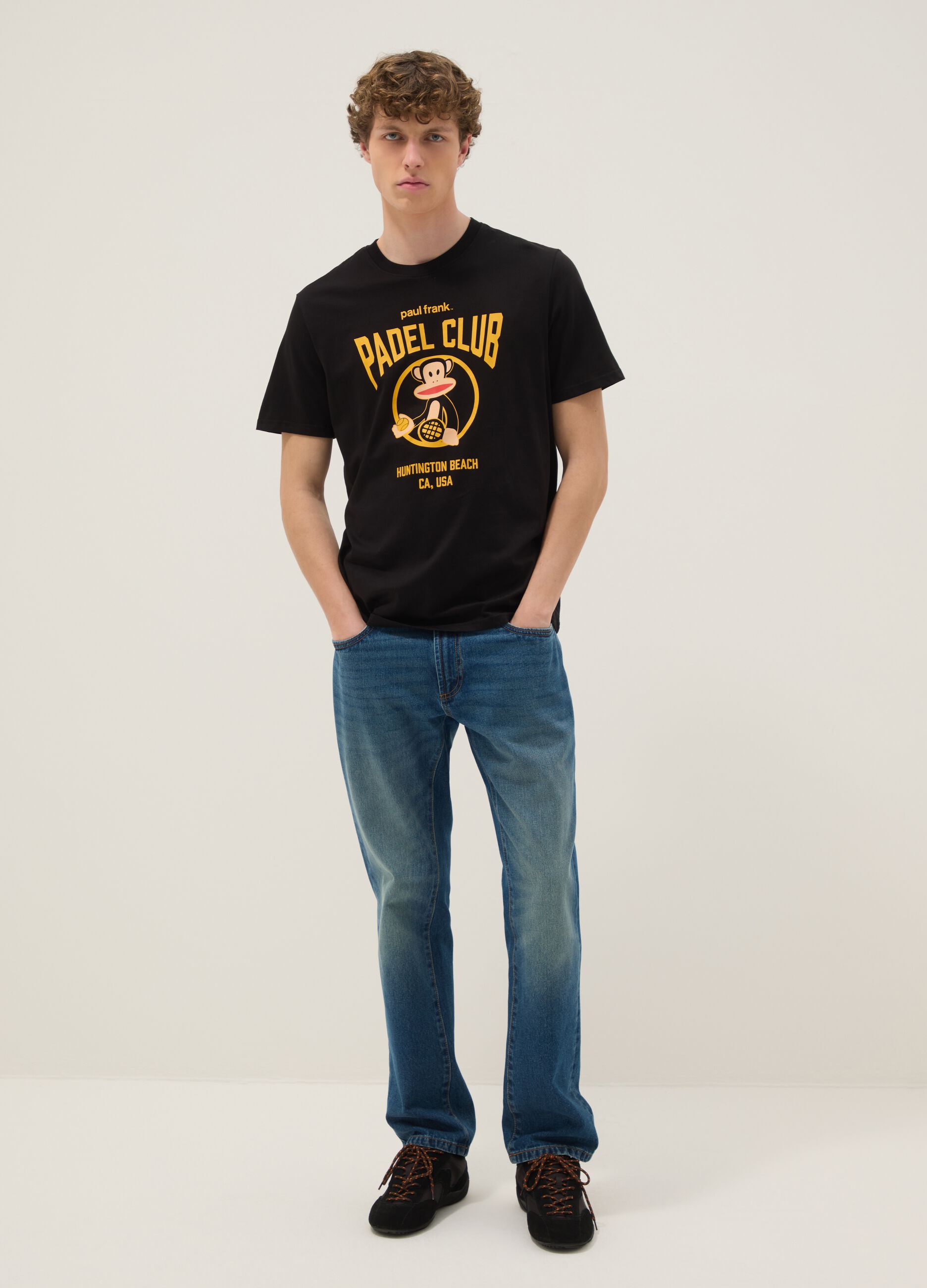 Schwarzes T-Shirt mit Print aus reiner Baumwolle, Regular Fit