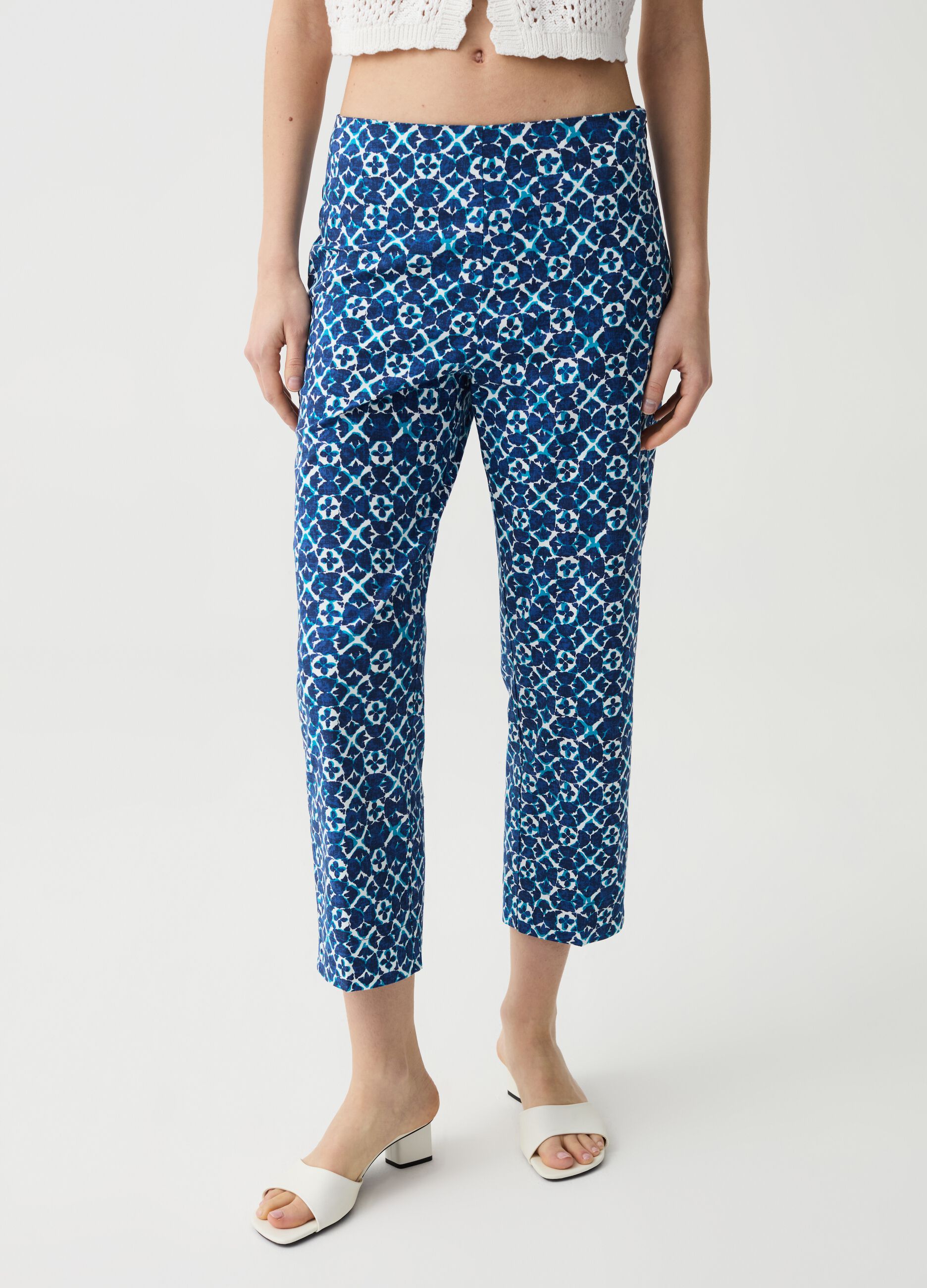 Ankle-fit cigarette trousers