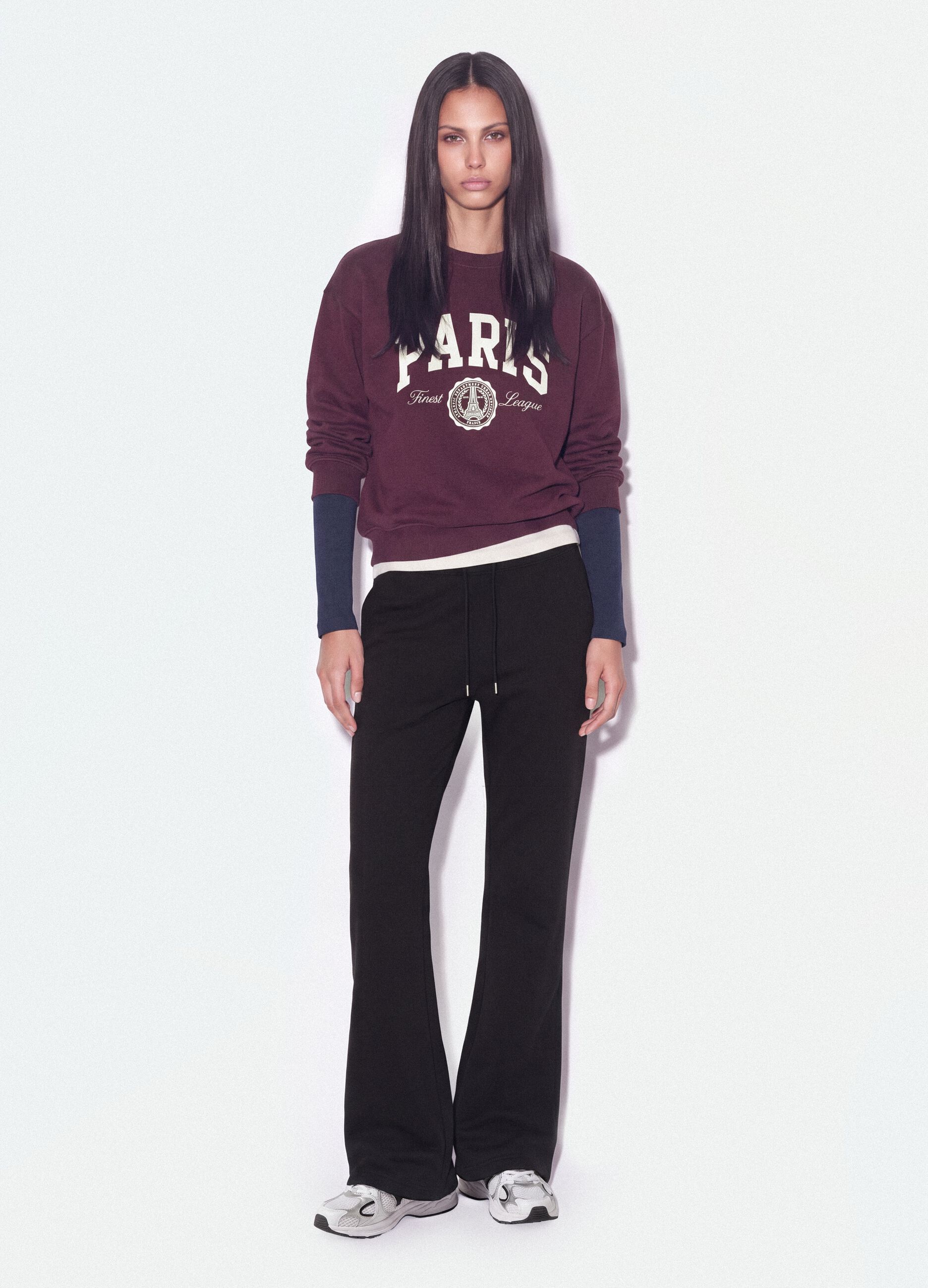 Blaue Flare-Jogger aus elastischer Bio-Baumwolle