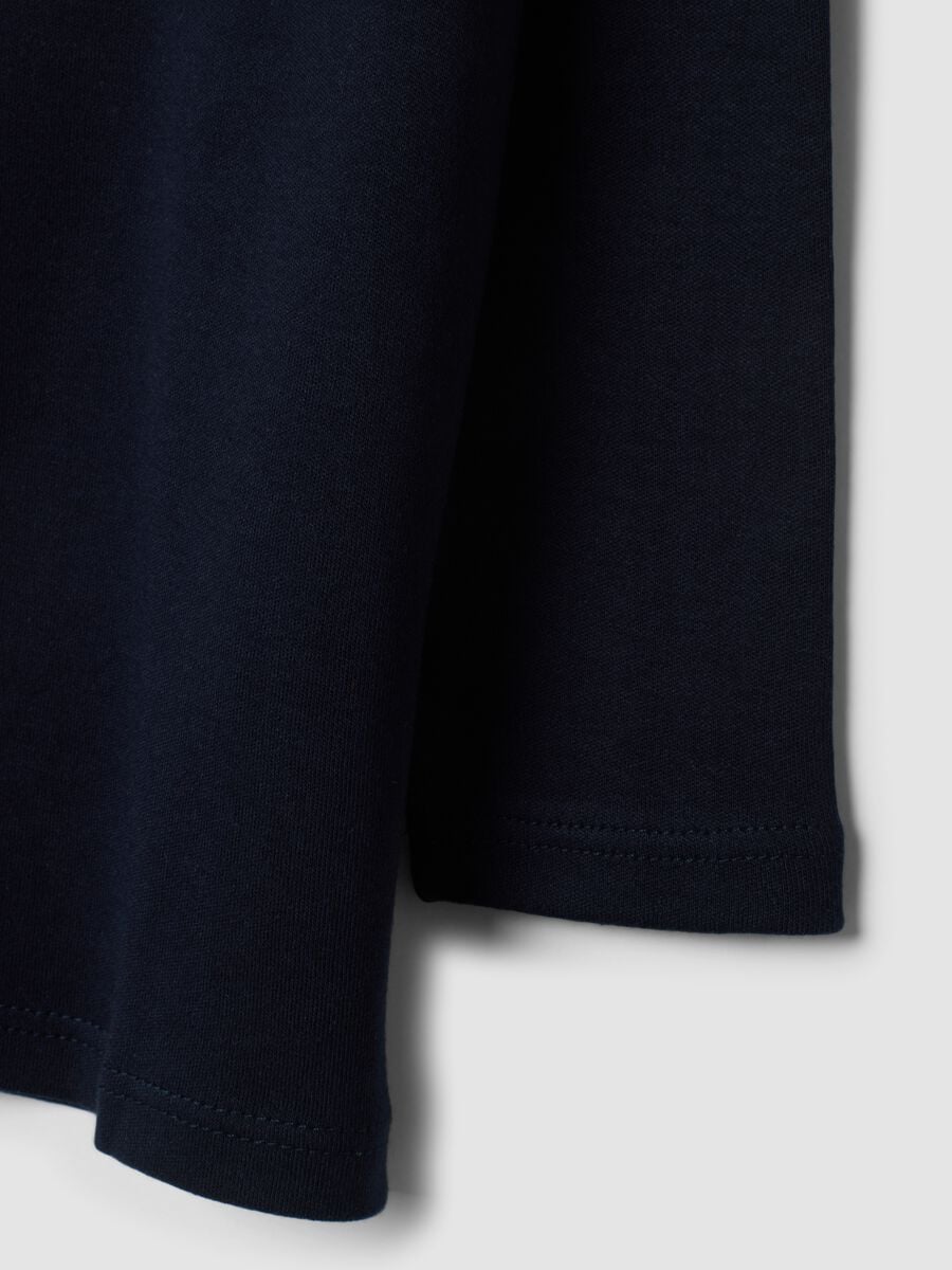 Navy pure cotton T-shirt with ruffled high neck_3