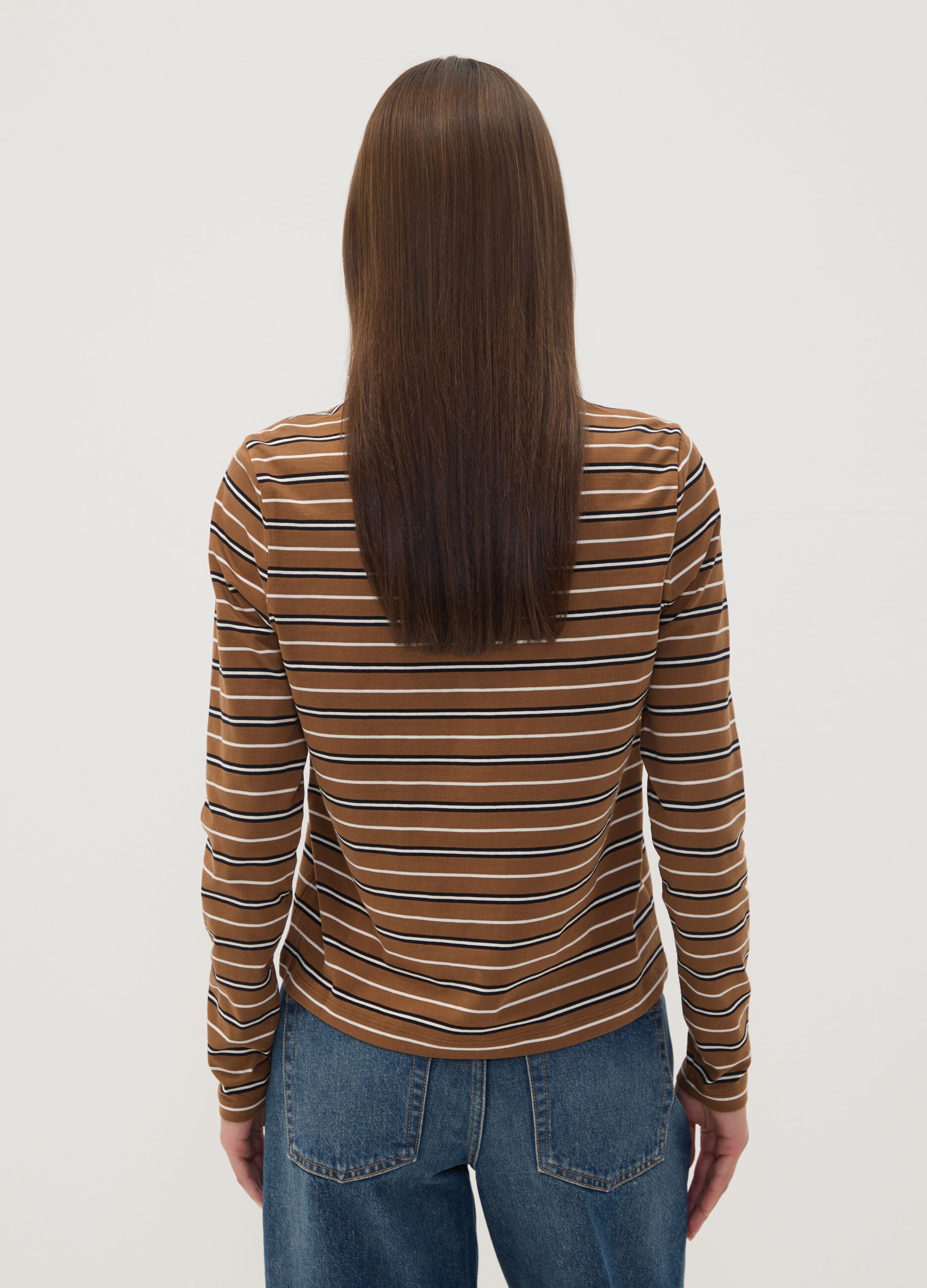 T-shirt multicolor in puro cotone a righe con girocollo regular fit