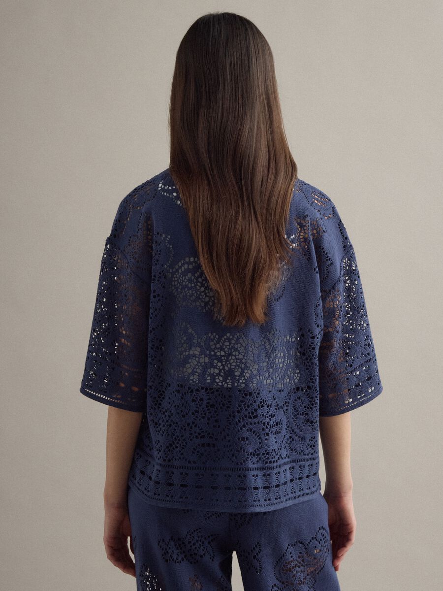 Blue cotton blend polo with regular fit and perforated texture_3