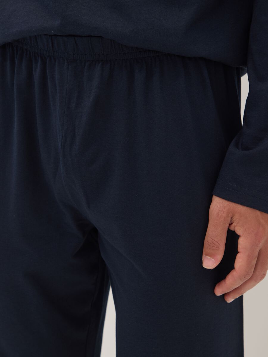 Blauer Pyjama aus reiner Bio-Baumwolle mit V-Ausschnitt, Regular Fit_3