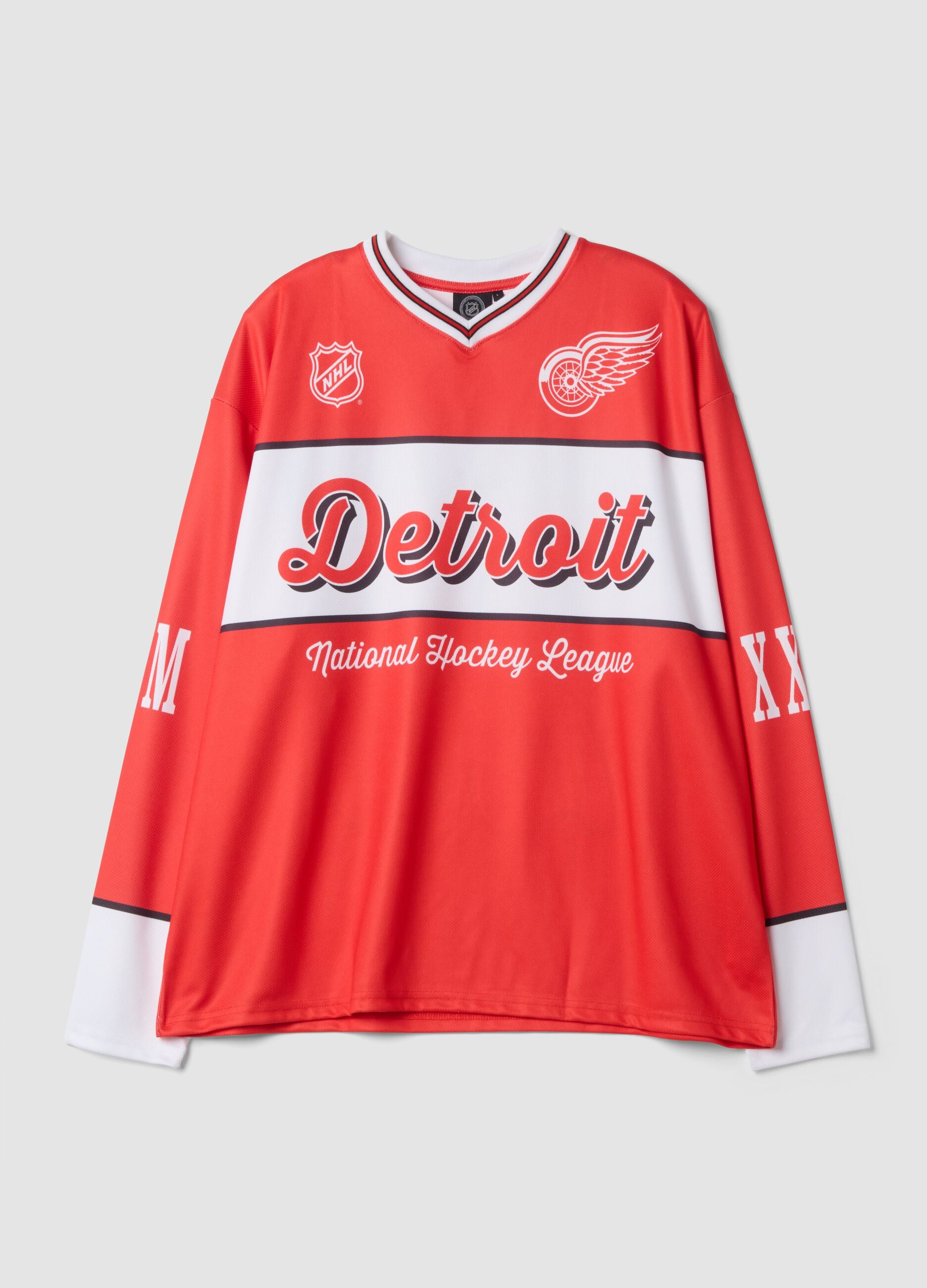 T-shirt rouge et blanc style hockey avec imprim&eacute; Detroit Red Wings