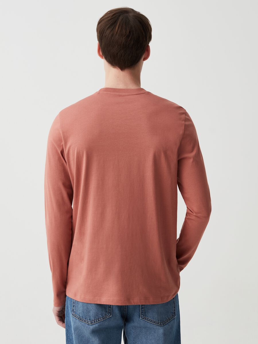 Camiseta cuello redondo de manga larga_2