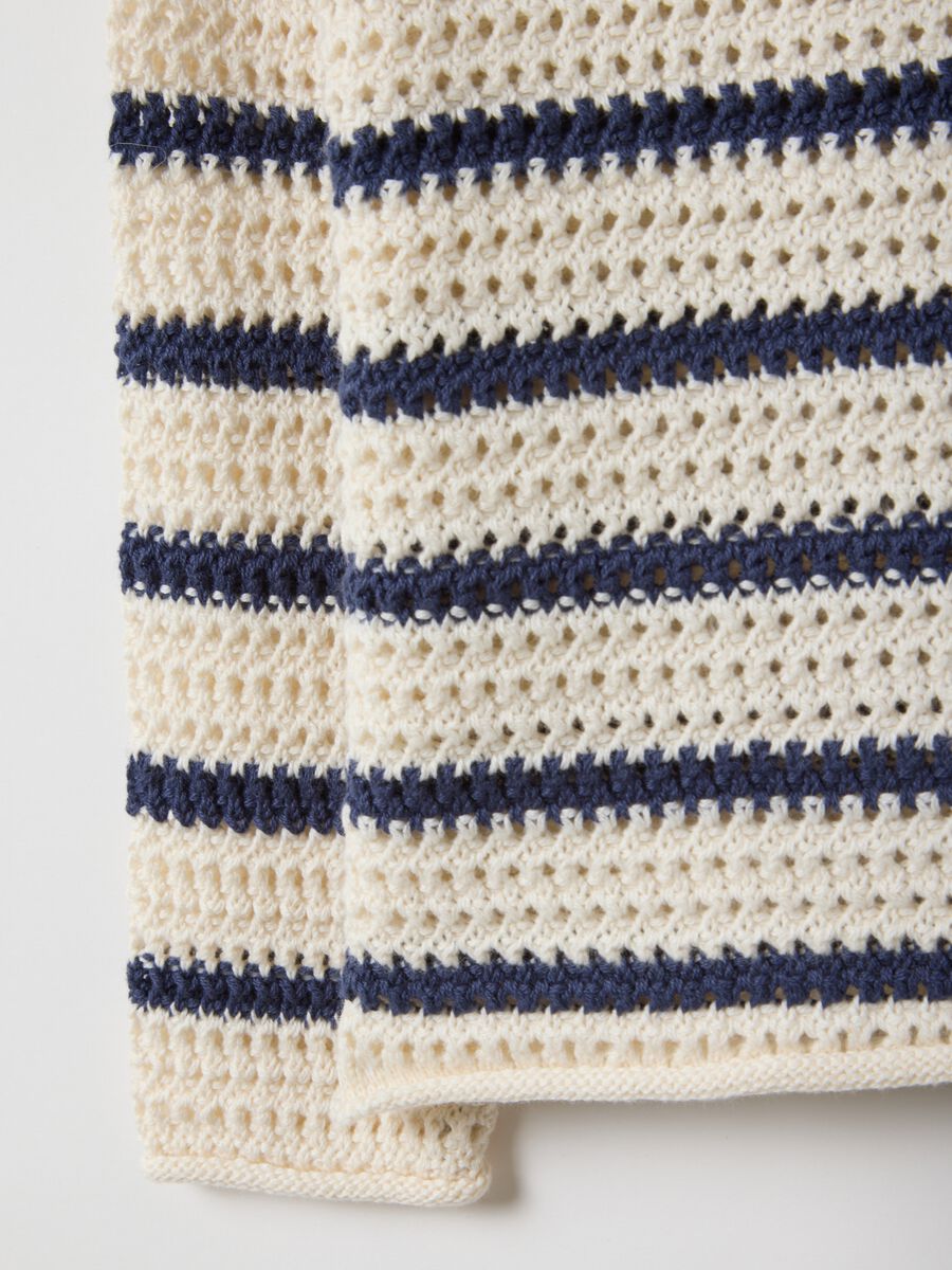 Pure cotton sweater with white and blue stripes regular fit for girls_2