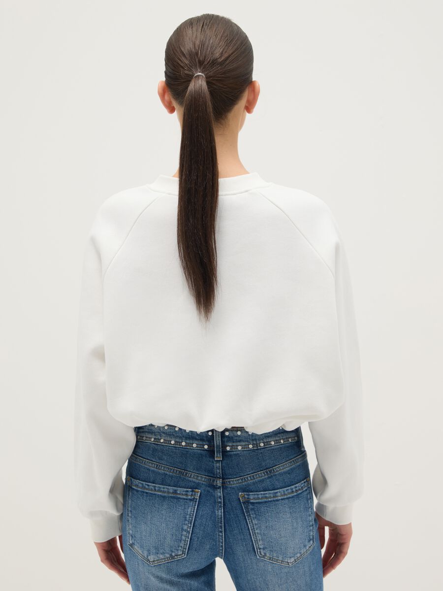 Oversized white cotton blend sweatshirt with V-neck_3