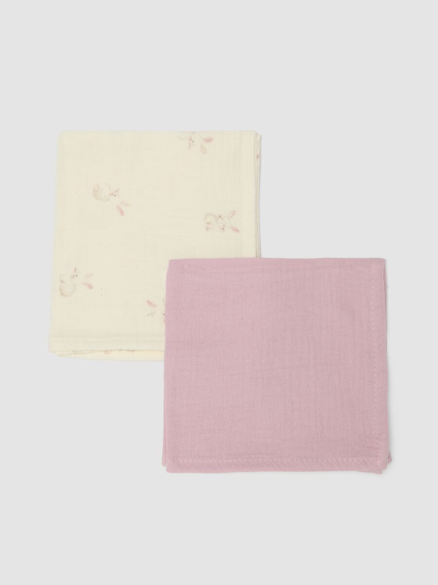2-pack of pink and white pure cotton muslin squares for baby girls_0