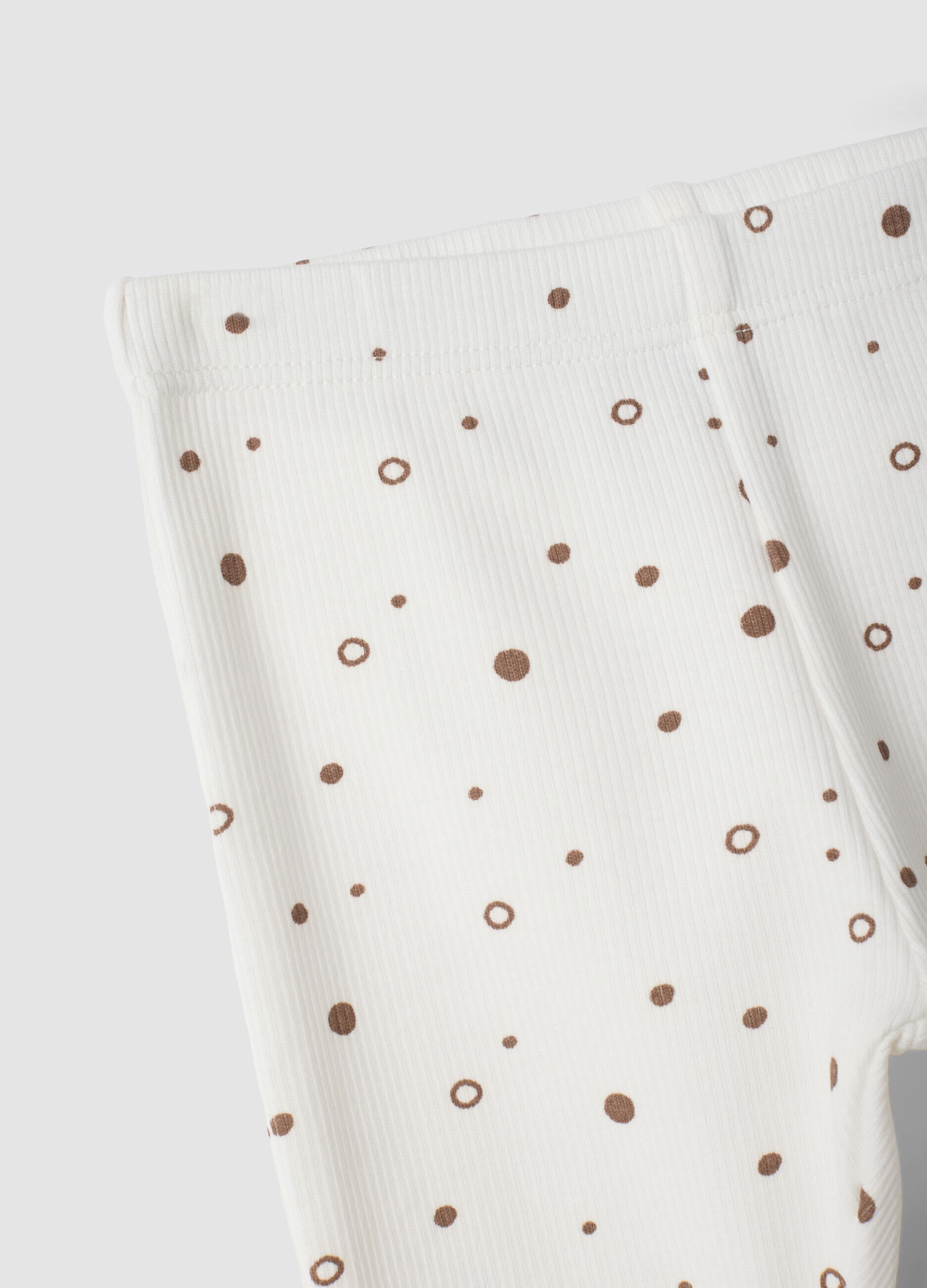 Conjunto bege em algod&atilde;o org&acirc;nico com sweatshirt e leggings
