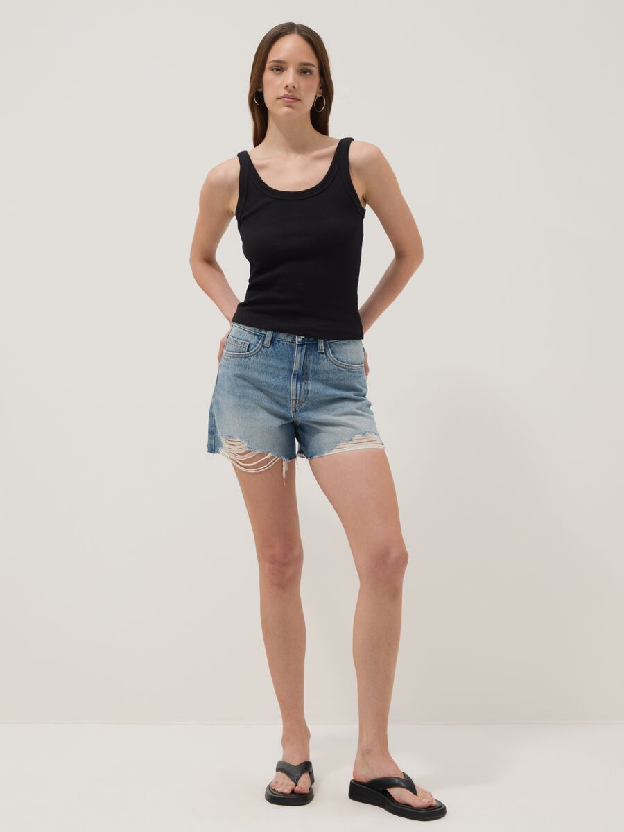 Hellblaue Denim-Shorts aus reiner Baumwolle_0