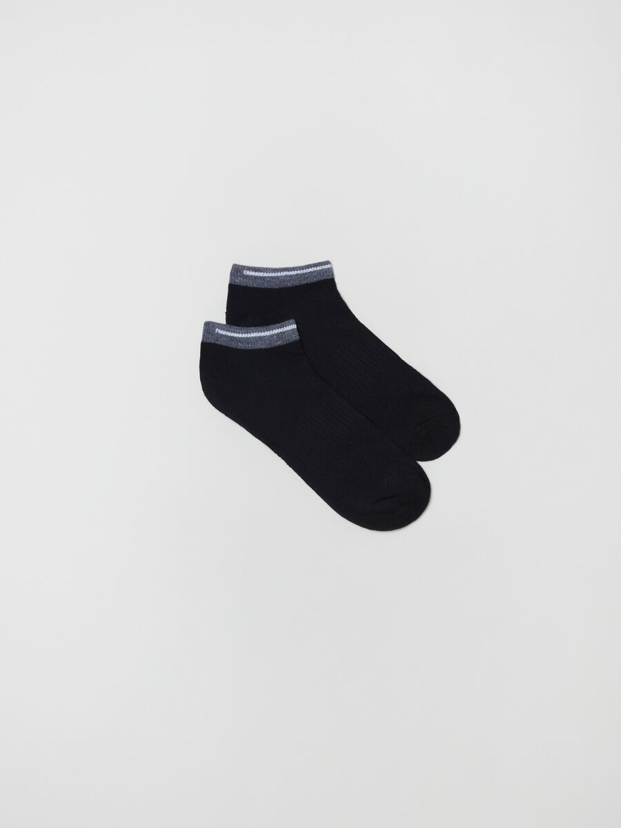 Three-pair pack stretch shoe liners_1
