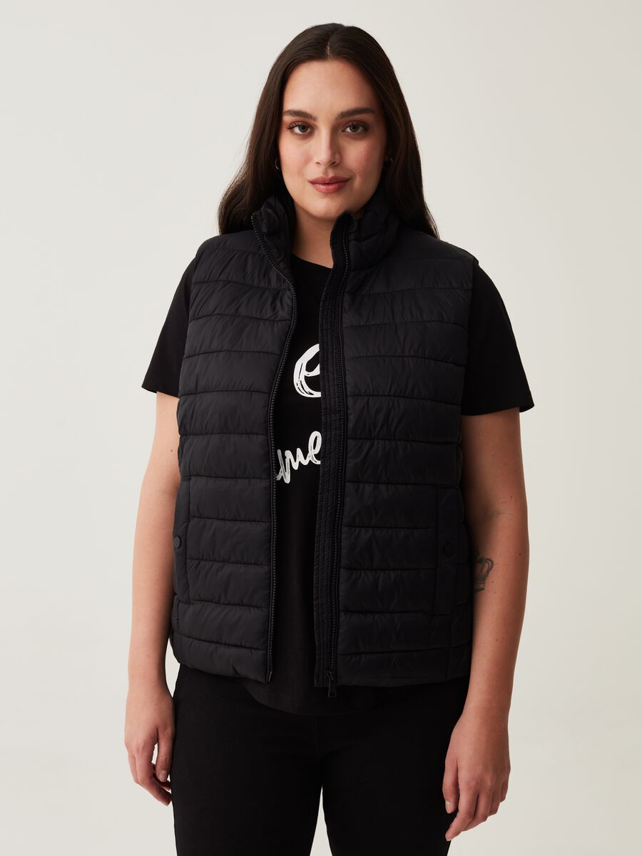 Curvy ultralight gilet with high neck_0