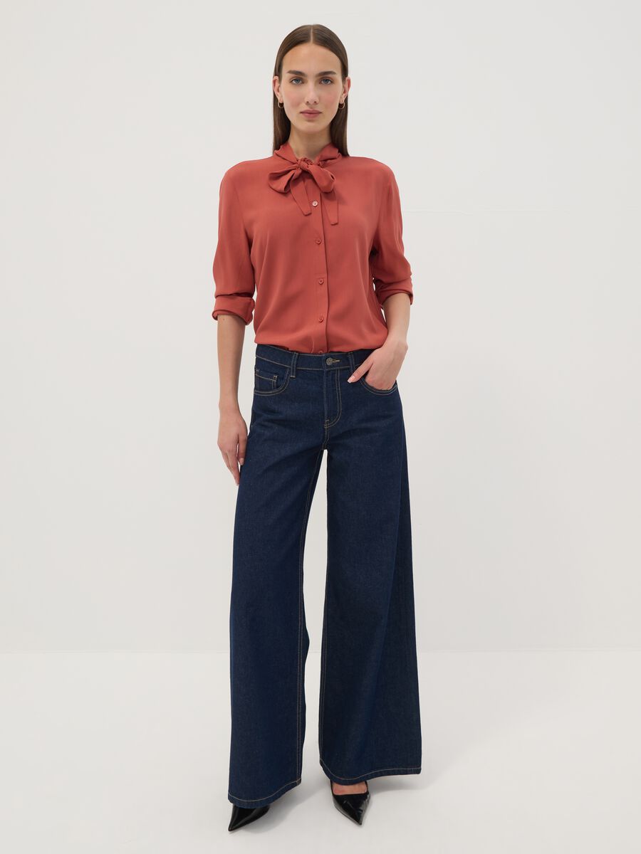 Red pure viscose shirt with neck bow, regular fit_1