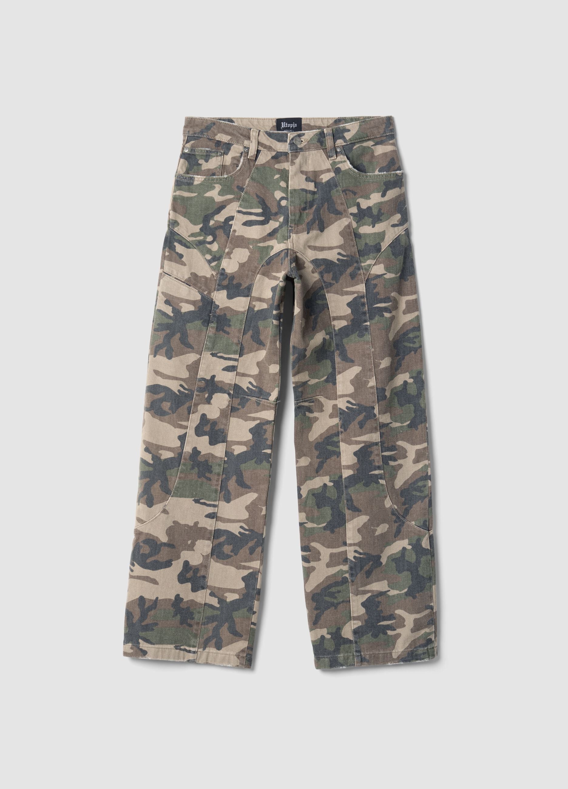 Baggy washed camo denim