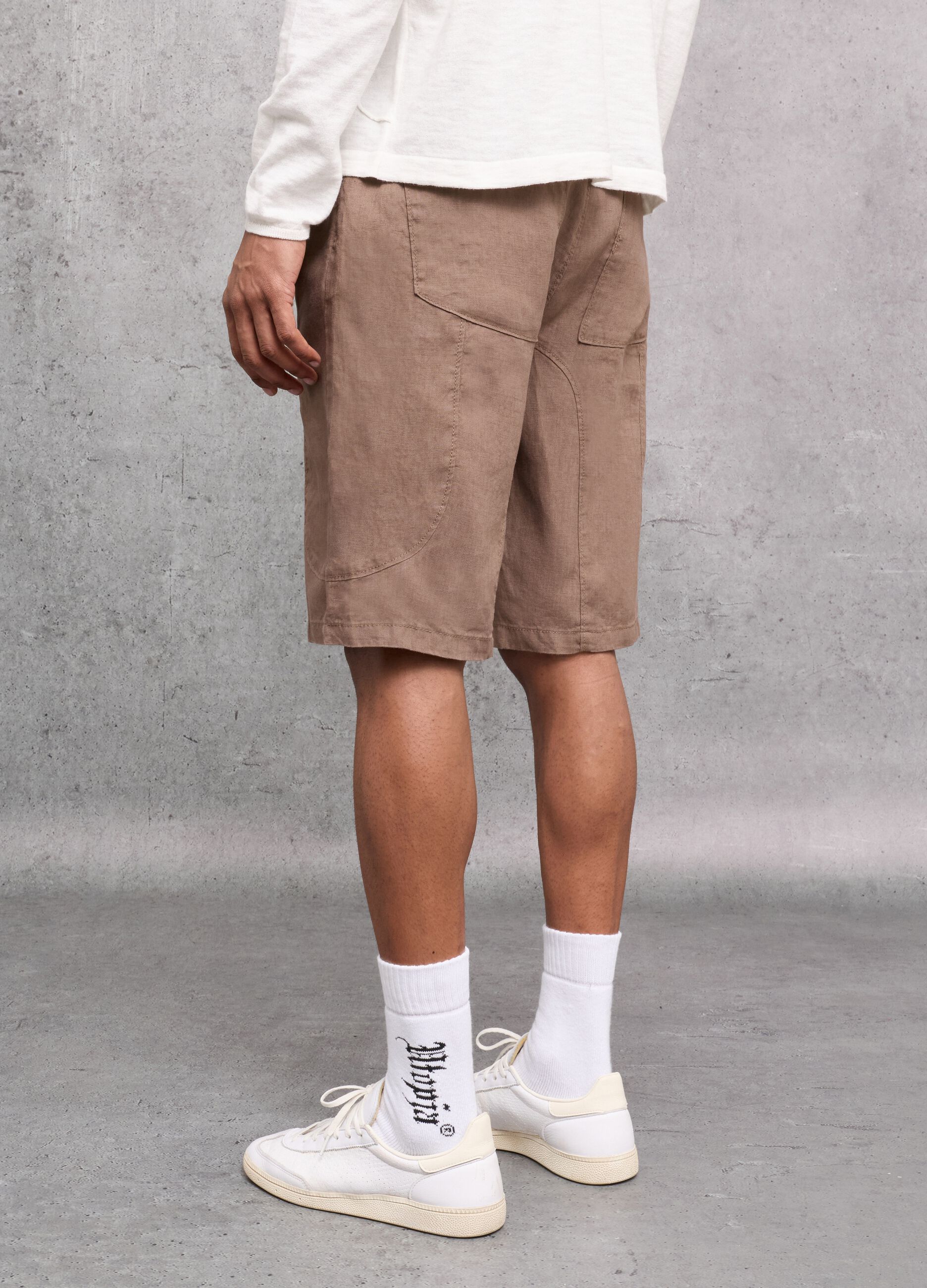 Short 100 % lin couleur moka