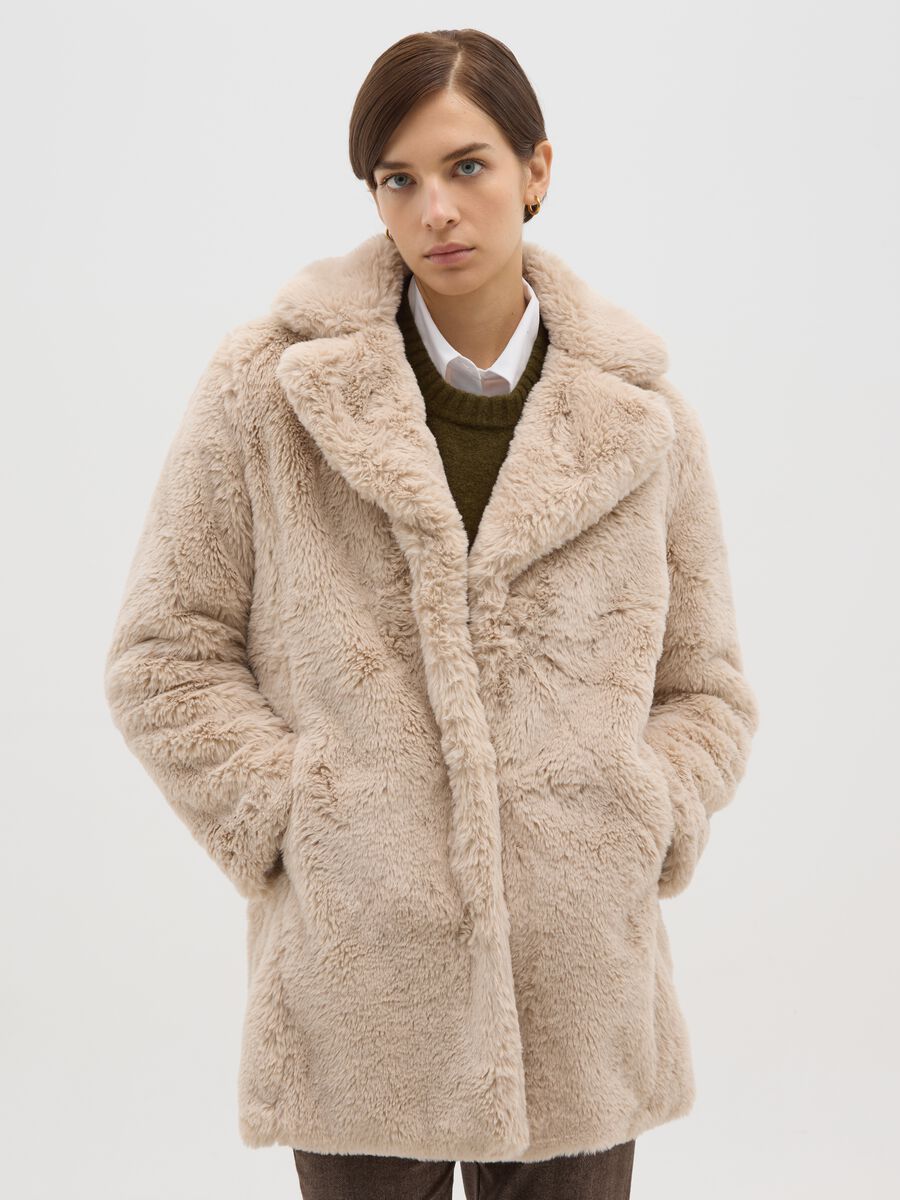 Βαριά μπεζ μπουφάν κανονική εφαρμογή_0