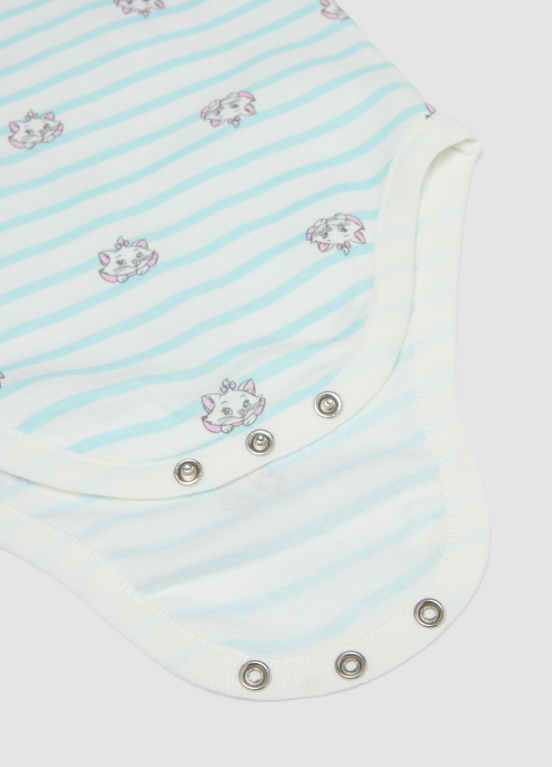 2-pack of sky-blue bodysuits in pure organic cotton