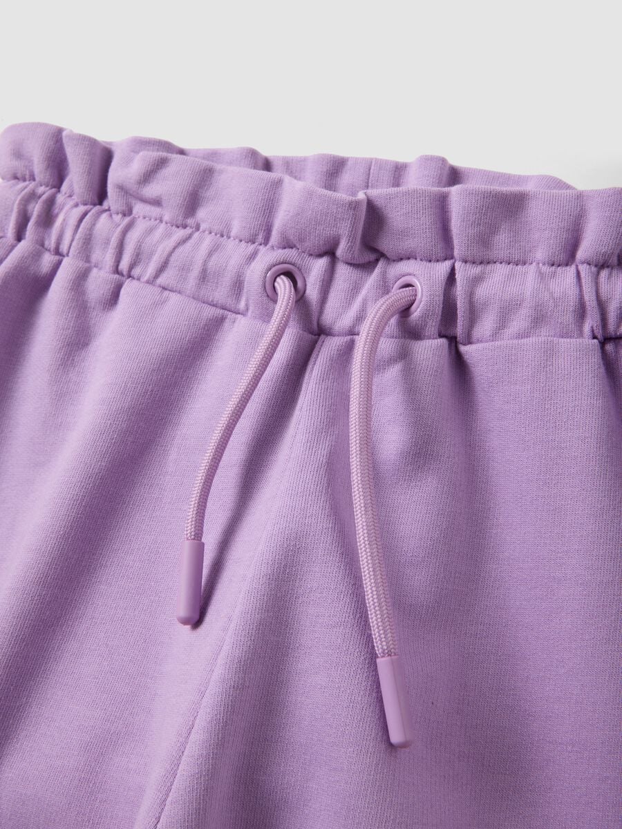White and purple stretch cotton set with top and shorts_3