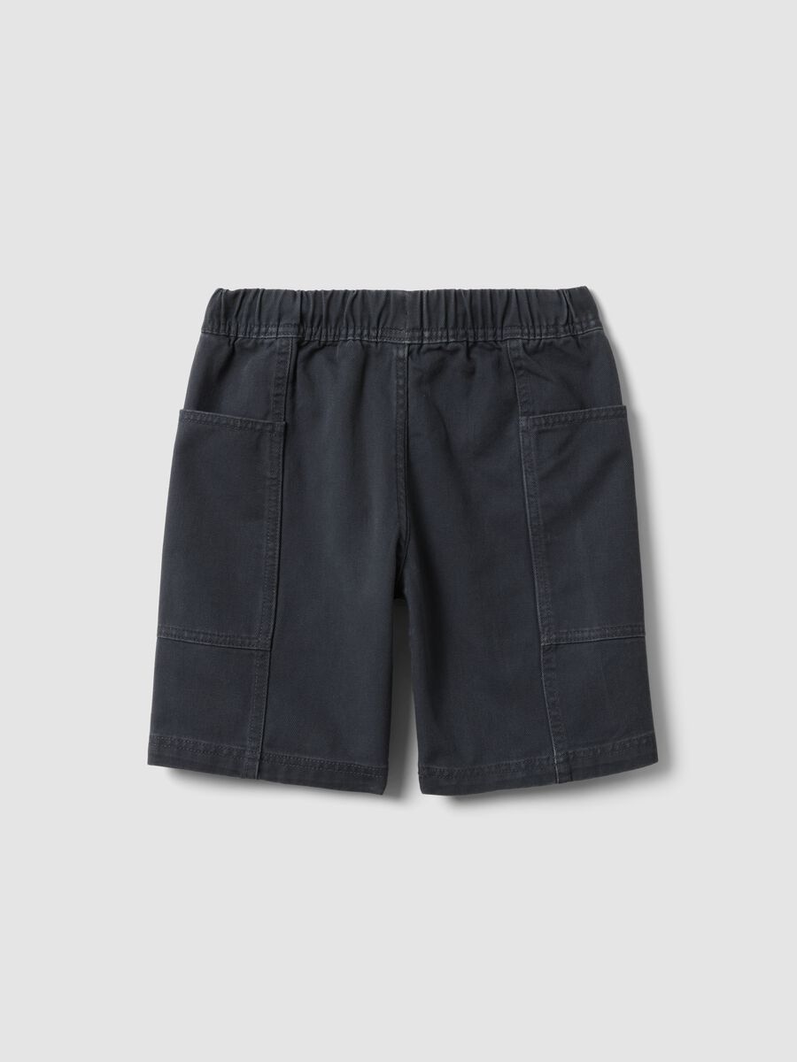 Pantal&oacute;n corto azul de algod&oacute;n puro con cintura el&aacute;stica para ni&ntilde;o, corte comfort_4