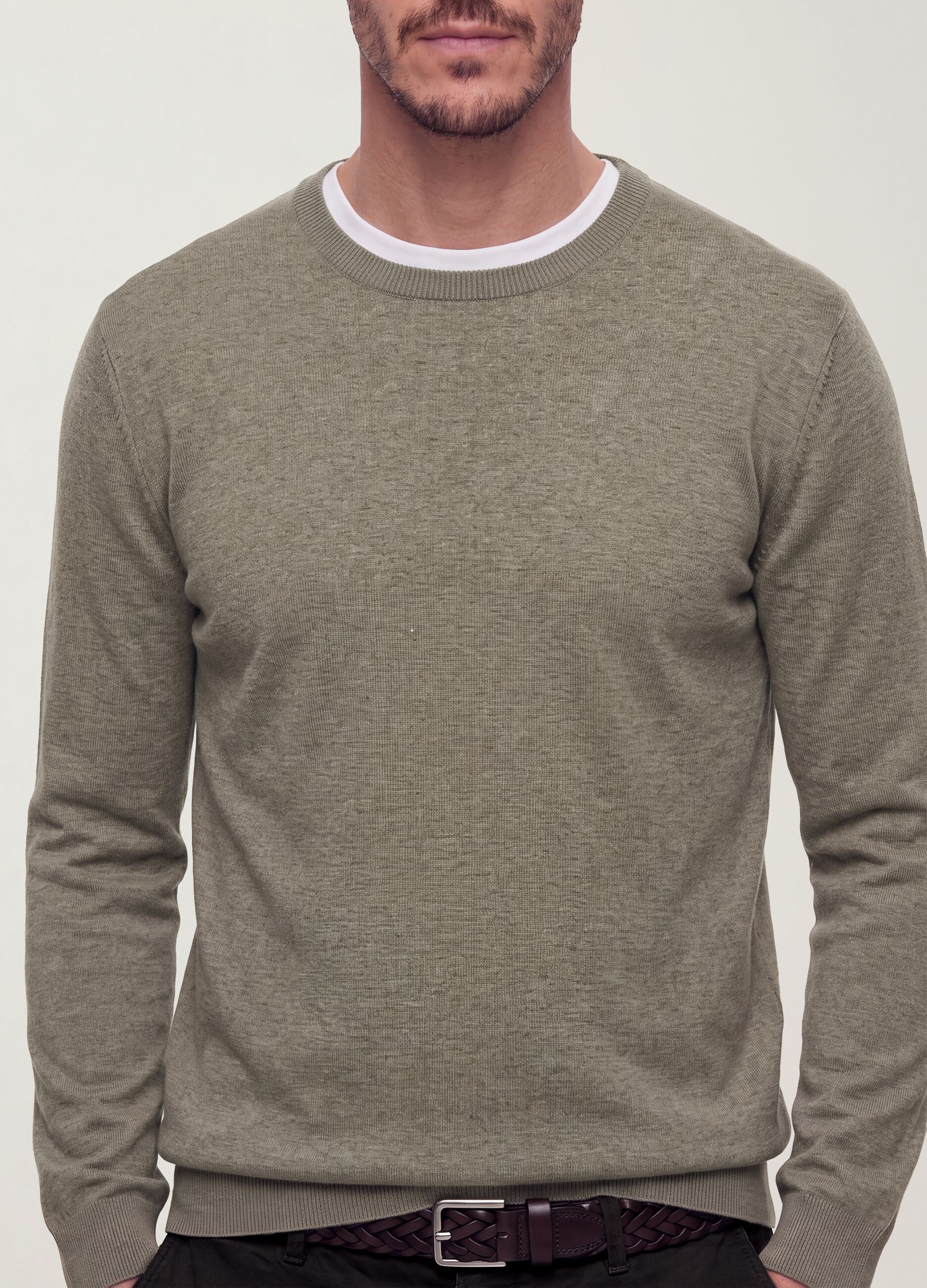 Grey crew-neck jumper in viscose blend, regular fit