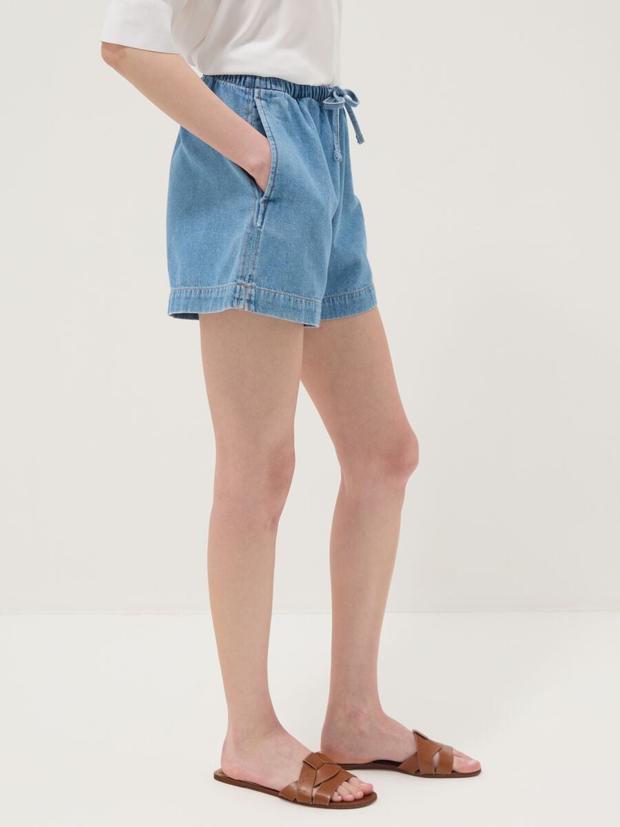 Short vaquero azul claro de algod&oacute;n puro_3