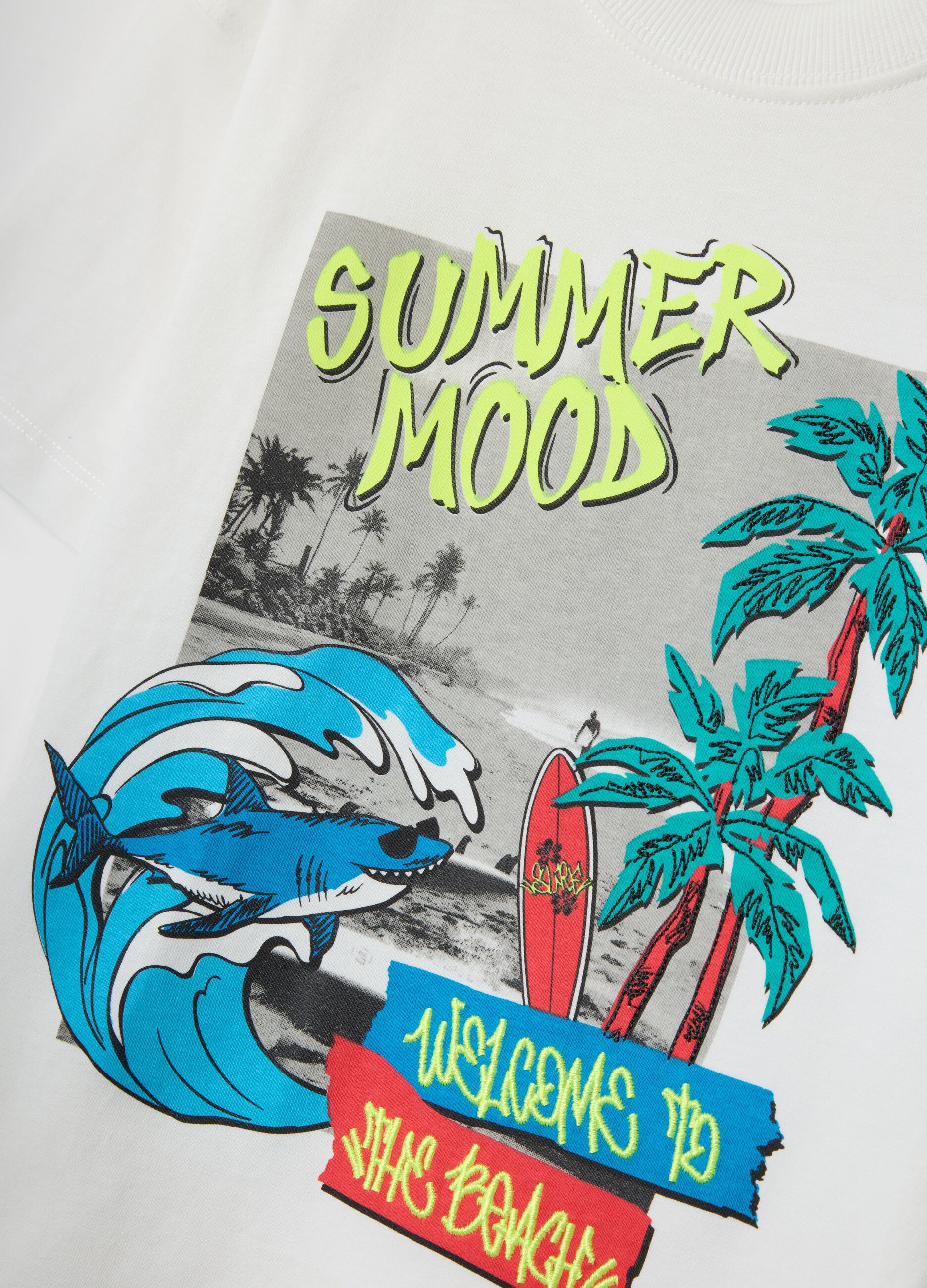 White pure cotton T-shirt with tropical print