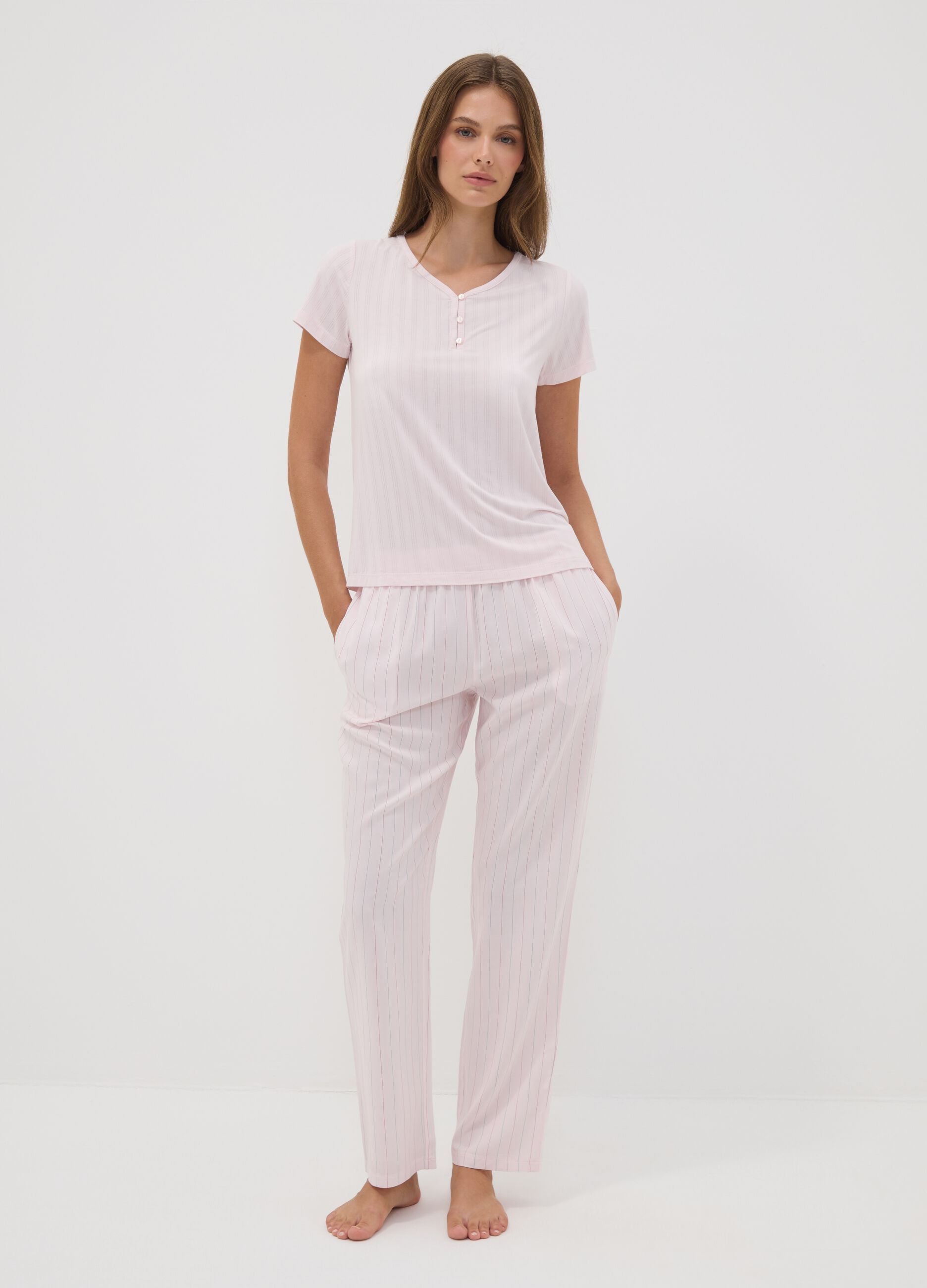 Pink stretch viscose pyjama T-shirt with V-neck