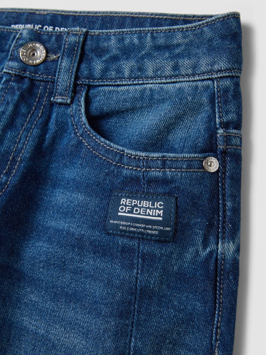 Jeans blu in puro cotone baggy fit per bambino_2