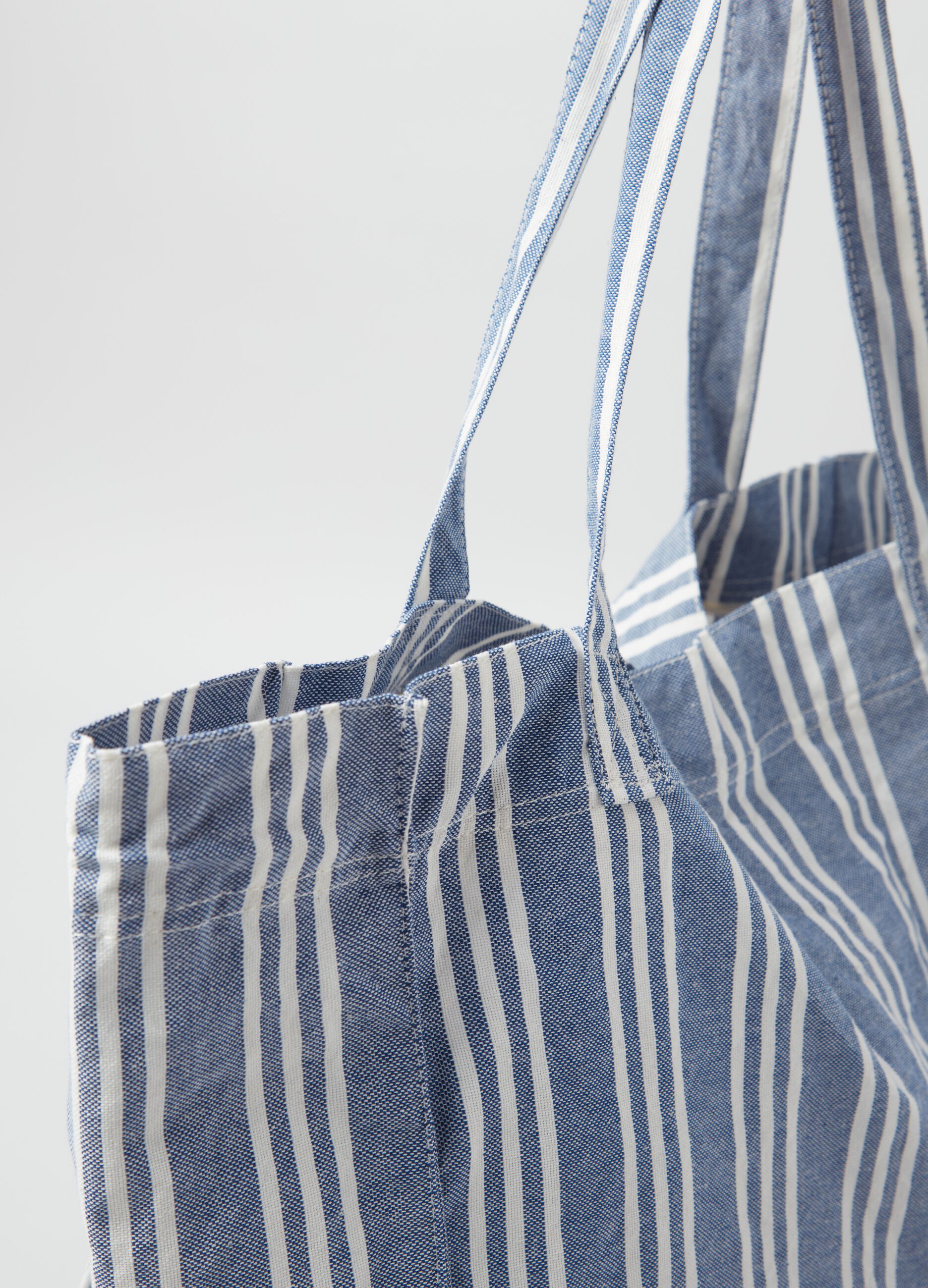 Striped beach bag